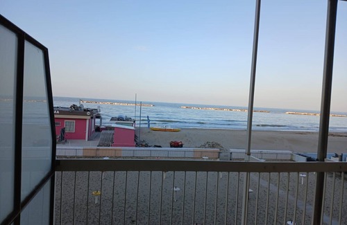 Valverde Apartamento | CN010 - Cesenatico, large three-room apartment facing the sea with beach
