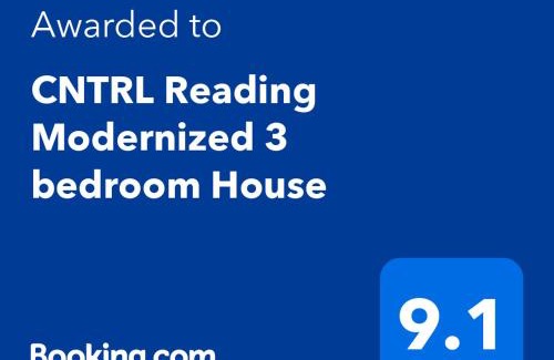 Reading Casa | CNTRL Reading Modernized 3 bedroom House