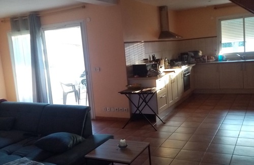 Saint-Hippolyte Casa | ¡Acogedora villa con orientación sur!