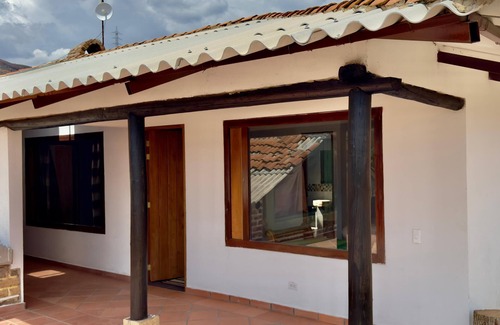Villa de Leyva Apartamento | Eco parque Xie - Habitacion pareja con acceso a lago natural privado