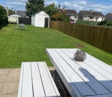 Portstewart Casa | Coach Cottage Portstewart - Central Location NITB
