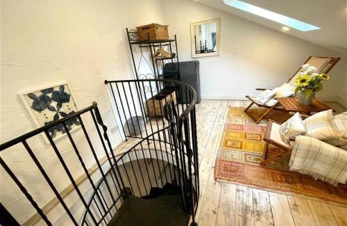 Probus Apartamento | Coach House Studio, quiet, rural, pet friendly, Probus