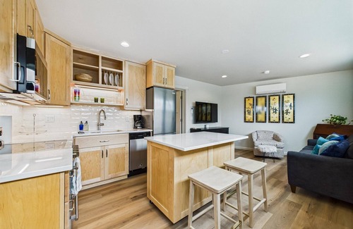 Arcata Casa | Coach House with Loft