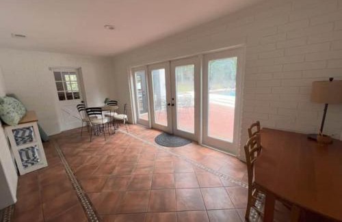 Gainesville Casa | Coaches House - 2 miles from Ben Griffin Stadium