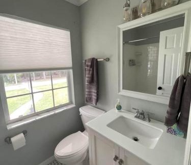 Gainesville Casa | Coaches House - 2 miles from Ben Griffin Stadium