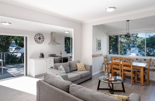 Cottage Point Casa | Coal and Candle Couples Retreat