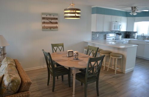 Ocean Isle Beach Condominio | Coast Awhile in Ocean Isle Beach