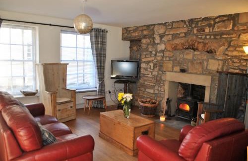 St Monans Casa | Coast Cottage- traditional fishermans cottage
