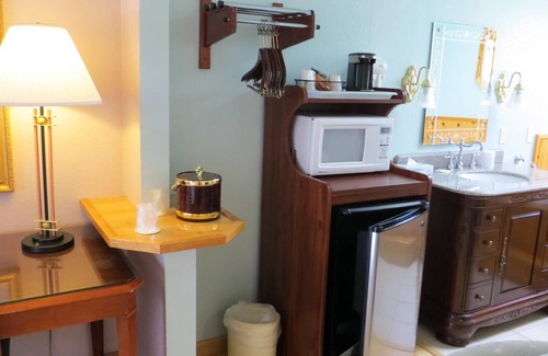 Fort Bragg Hotel | Coast Inn and Spa Fort Bragg