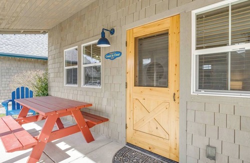 Dover Bay Casa | Coast Is Clear - Courtyard Beach Bungalow
