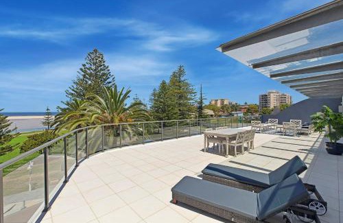 The Entrance Apartamento | Coast Luxury Apartments 17