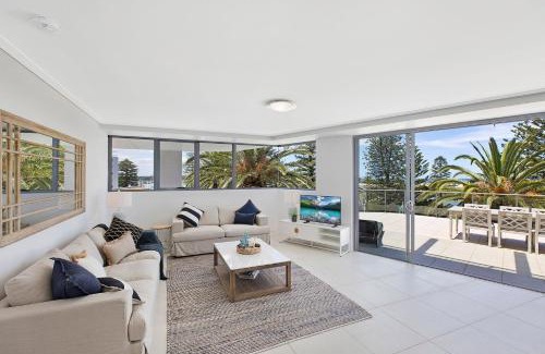 The Entrance Apartamento | Coast Luxury Apartments 17