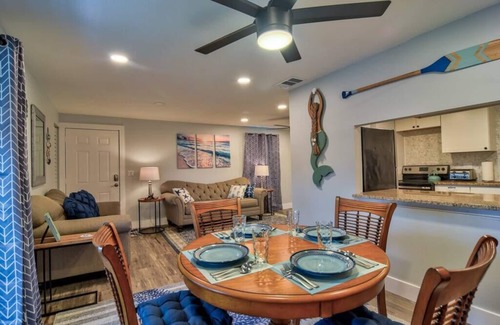 South Bradenton Condominio | *Coastal 2/2 Condo w/ Pool 6 Mins to IMG