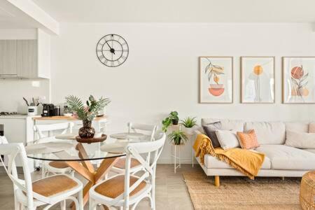 Dee Why Apartamento | Coastal 2-Bed Apartment near Beach