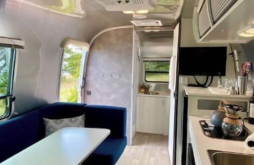 Half Moon Bay Casa | Coastal Airstream Dream Sunrise - new listing