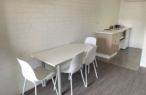 Coffs Harbour Hotel | Coastal Bay Motel Coffs Harbour