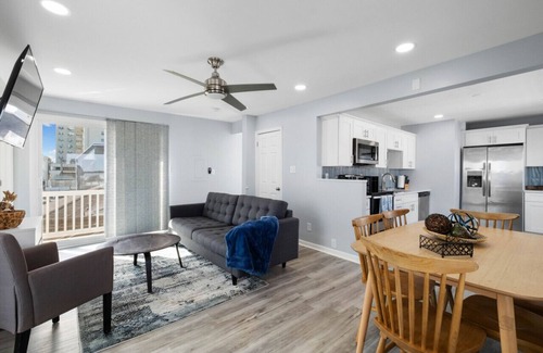 Atlantic City Condominio | Coastal Bayfront Gem | 2BR/2BA w/ Stunning Views
