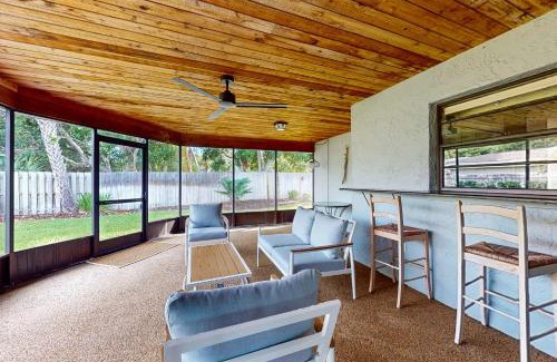Bradenton Casa | Coastal Breezes