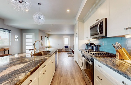 La Jolla Mesa Casa | Coastal Cabana - Bird Rock retreat with hot tub, firepit & ocean-view terrace