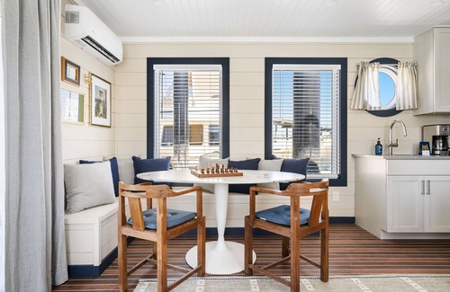 Downtown Charleston Alquiler De Eote | Coastal Caviar - Beluga Suite - with Rooftop Deck