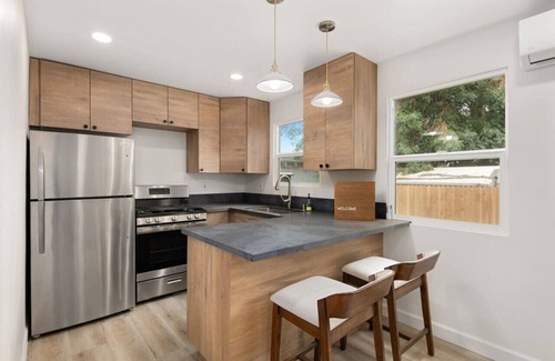 Imperial Beach Casa | Coastal Charm - 1/1 - Close to All