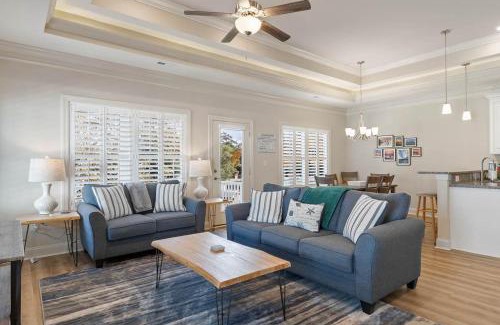 Murrells Inlet Casa | Coastal Charm Hallandale 3 Bdrm Vacation Home