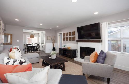 Montara Casa | Coastal Charm Inviting 3 BR Montara Home