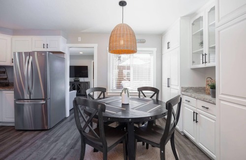 Montara Casa | Coastal Charm: Inviting 3 BR Montara Home