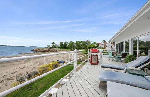 Swampscott Casa | Coastal Charm Lobster Chateau