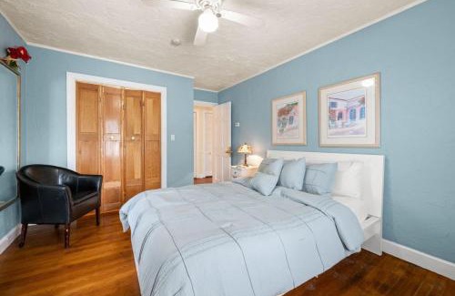 Swampscott Casa | Coastal Charm Lobster Chateau