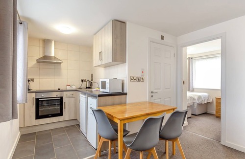 Hele Apartamento | Coastal Charm Retreat in Ilfracombe