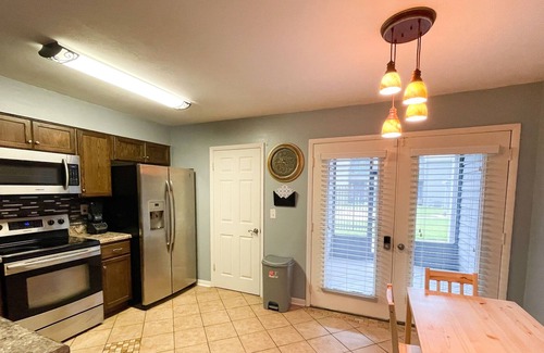 Wright Casa | Coastal Charm Townhome! Spacious townhome with backdoor access to the pool!
