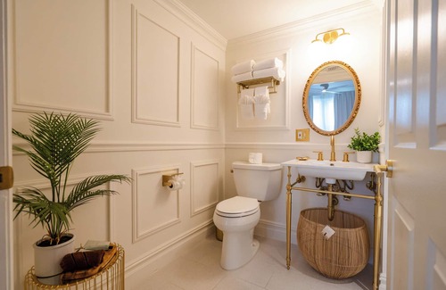 North End Hotel | Coastal Chateau