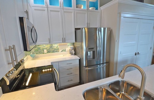 Cedar Key Apartamento | Beautiful Coastal Chic,Premium Internet@Studio 589