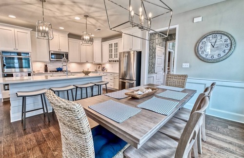 Lewes Casa | Coastal Club * 5BR Twin Vacation Home w 2.5 Bath * Sleeps 12