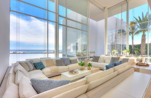 Zona Hotelera Casa | Coastal Comfort: Fully-furnished Villa with Private Pool, Oceanview and Kitchen!