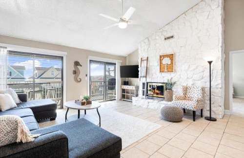 Surfside Beach Apartamento | Coastal Comforts