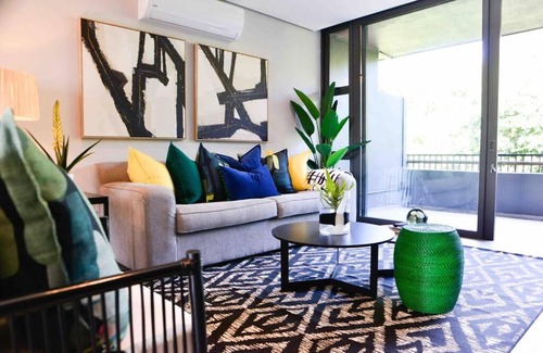 Salt Rock Apartamento | Coastal Condo in a Forest Estate - with inverter