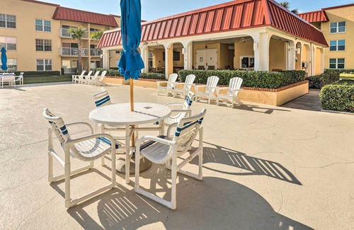 Point East Condominio | Coastal Condo: Direct No-Drive Beach Access