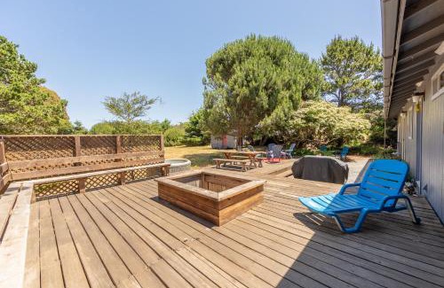 Fort Bragg Casa | Coastal Conifer Hideaway
