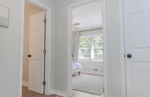 Covington Casa | Coastal Cottage 1/2 mile from Covington Square