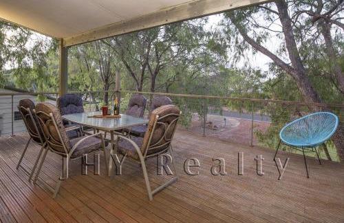 Quindalup Villa | Coastal Cottage