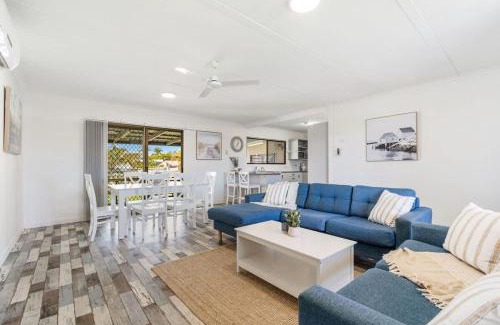 Urangan Casa | Coastal Cottage