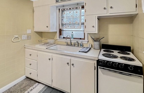 Wells Cabaña | Coastal Cottage close to the Nubble Lighthouse