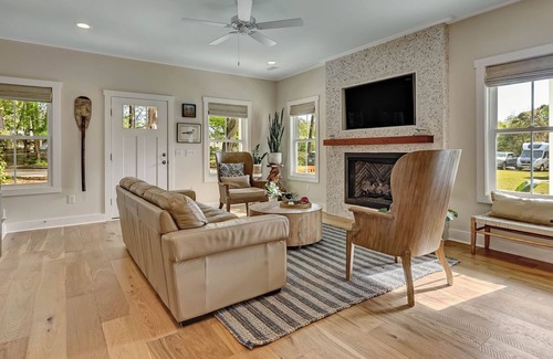 Midtown Cabaña | Coastal Cottage in the Low Country!