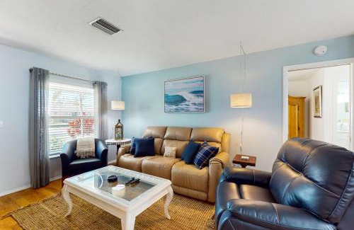 Bradenton Casa | Coastal Cottage