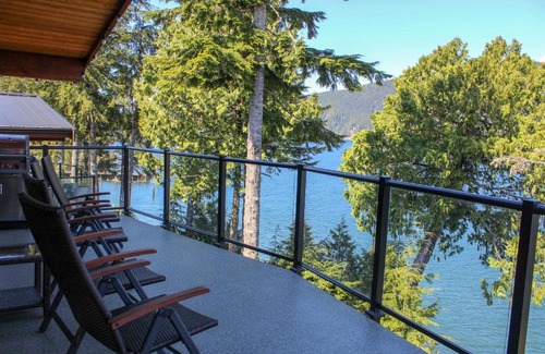 Port Renfrew Apartamento | Coastal Cottages