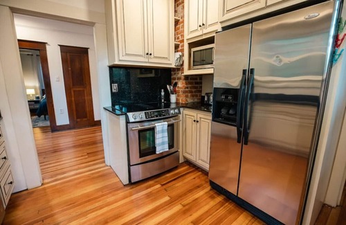 Gulfport Casa | Coastal Craftsman · Cozy, Charming & Central