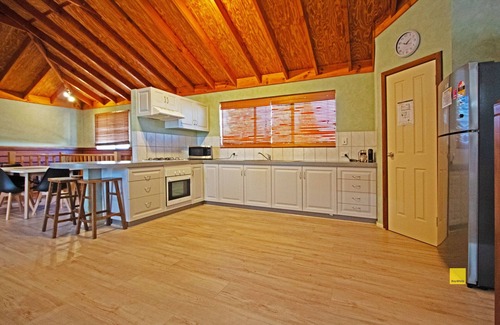 Jurien Bay Casa | Coastal Dayz: 4 BR, 2 BA House in Jurien Bay, Sleeps 8