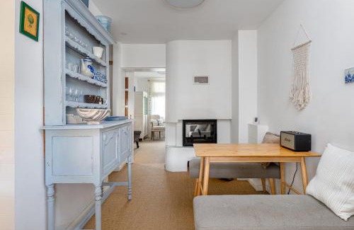 Klaipeda Apartamento | Coastal Escape I 2-Bd Stay in Melnragė I ᴄᴏʜᴏsᴛ
